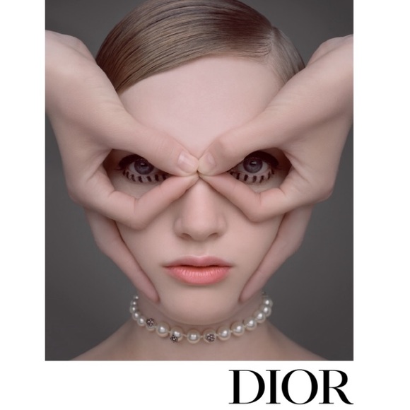 J’Adior Namesake Strauss & Gold - Picture 2 of 15